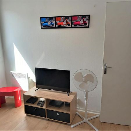 Le Zen -Studio Tout Equipe- Wifi Fibre- Centre Ville Avec Parking Tarbes Dış mekan fotoğraf